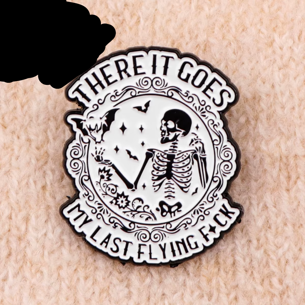Skeleton Bat Enamel Pin Halloween Brooch Pines Lapel Pins Badge on Backpack Clothing Accessories Punk Jewelry Holiday Gifts