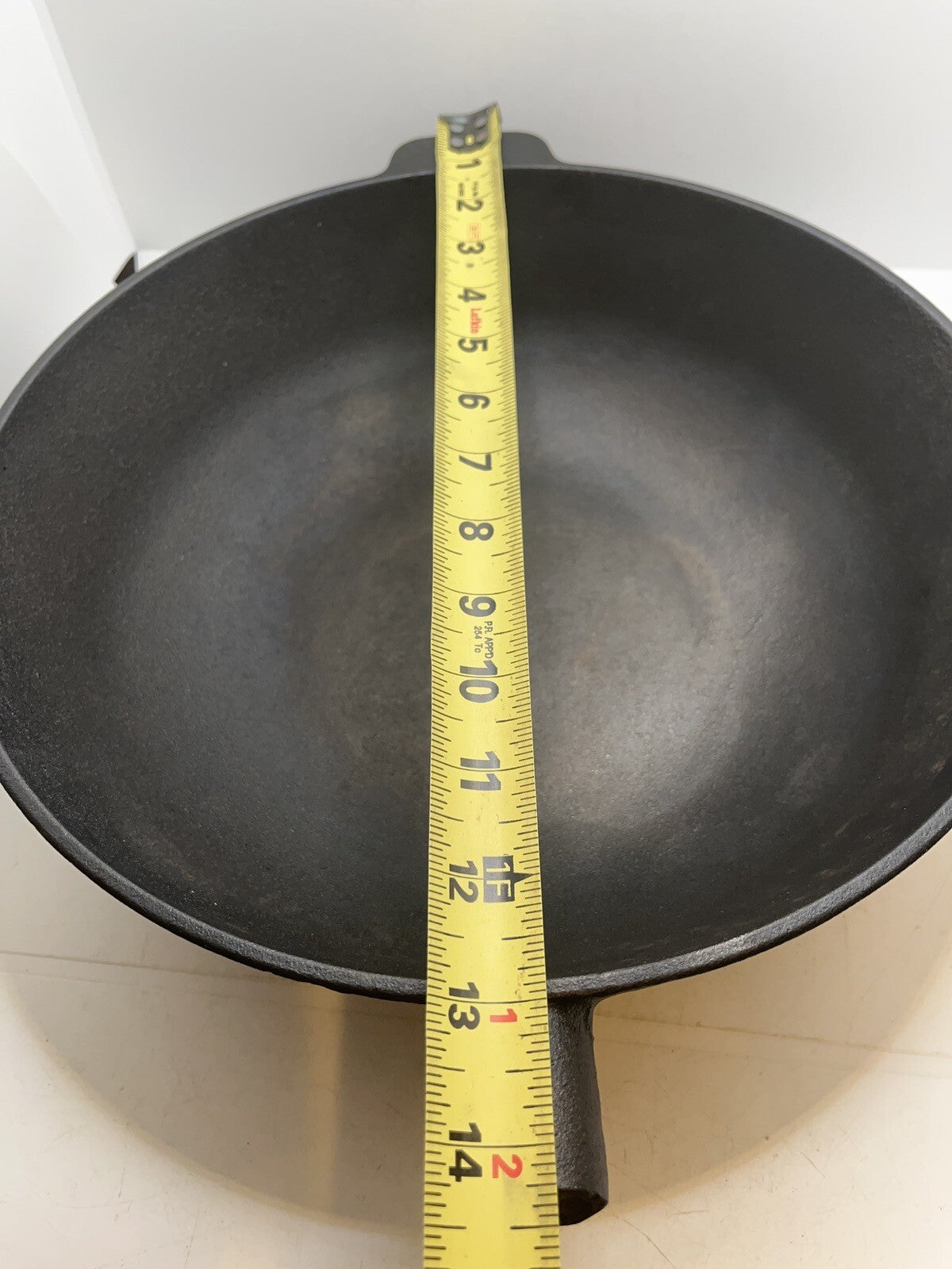 Kasian House Cast Iron Wok with Wooden Handle and Lid, Pre-Seasoned, 12" Dia