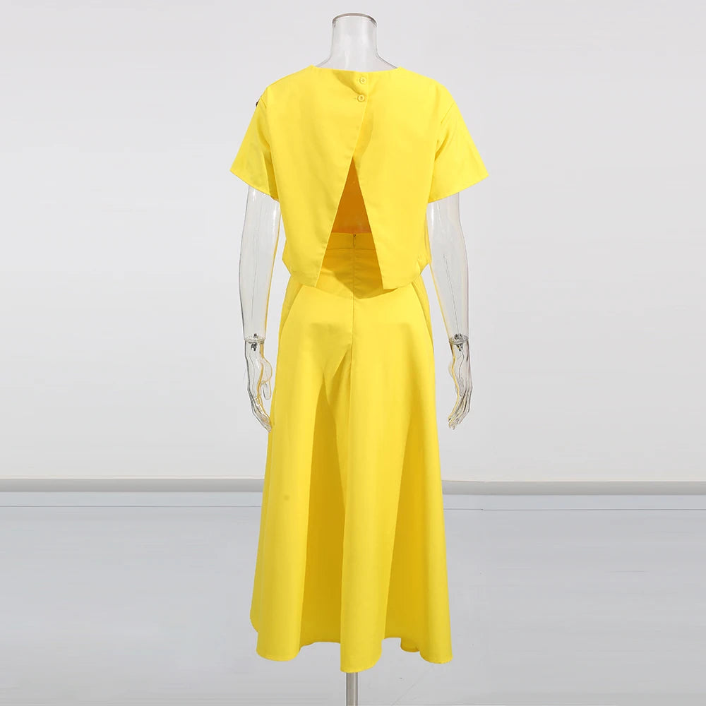 TWOTWINSTYLE Solid Two Piece Set for Women Round Neck Short Sleeves Split Top High Waist Skirt Elegant Sets Female Clothing