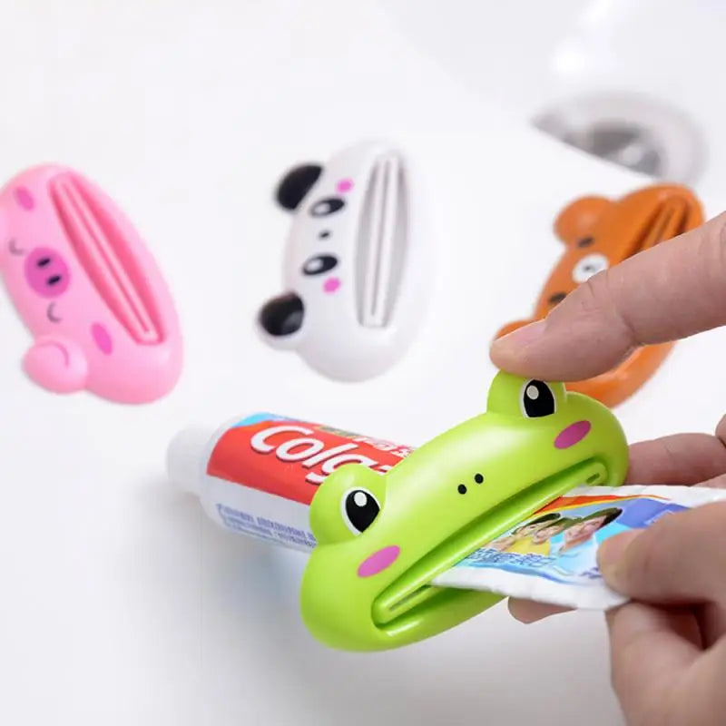 1pcs Cute Animal Multifunction Squeezer Toothpaste Squeezer Home Commodity Bathroom Tube Cartoon Toothpaste Dispenser