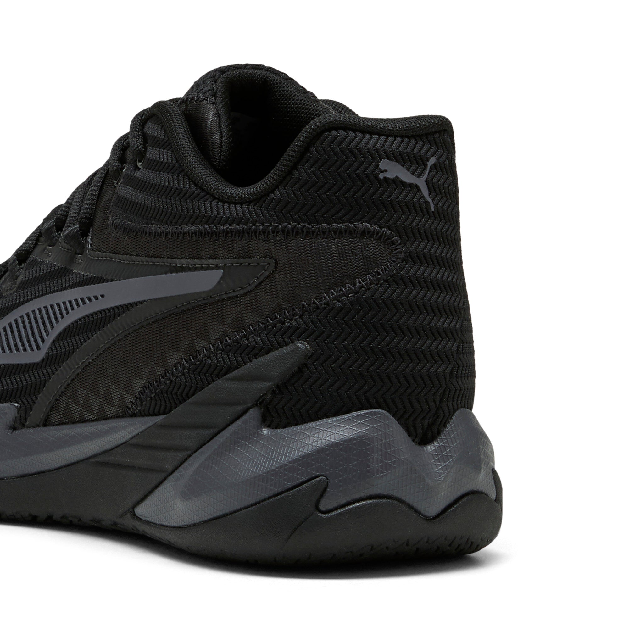 PUMA Men's Dagger Basketball Shoes