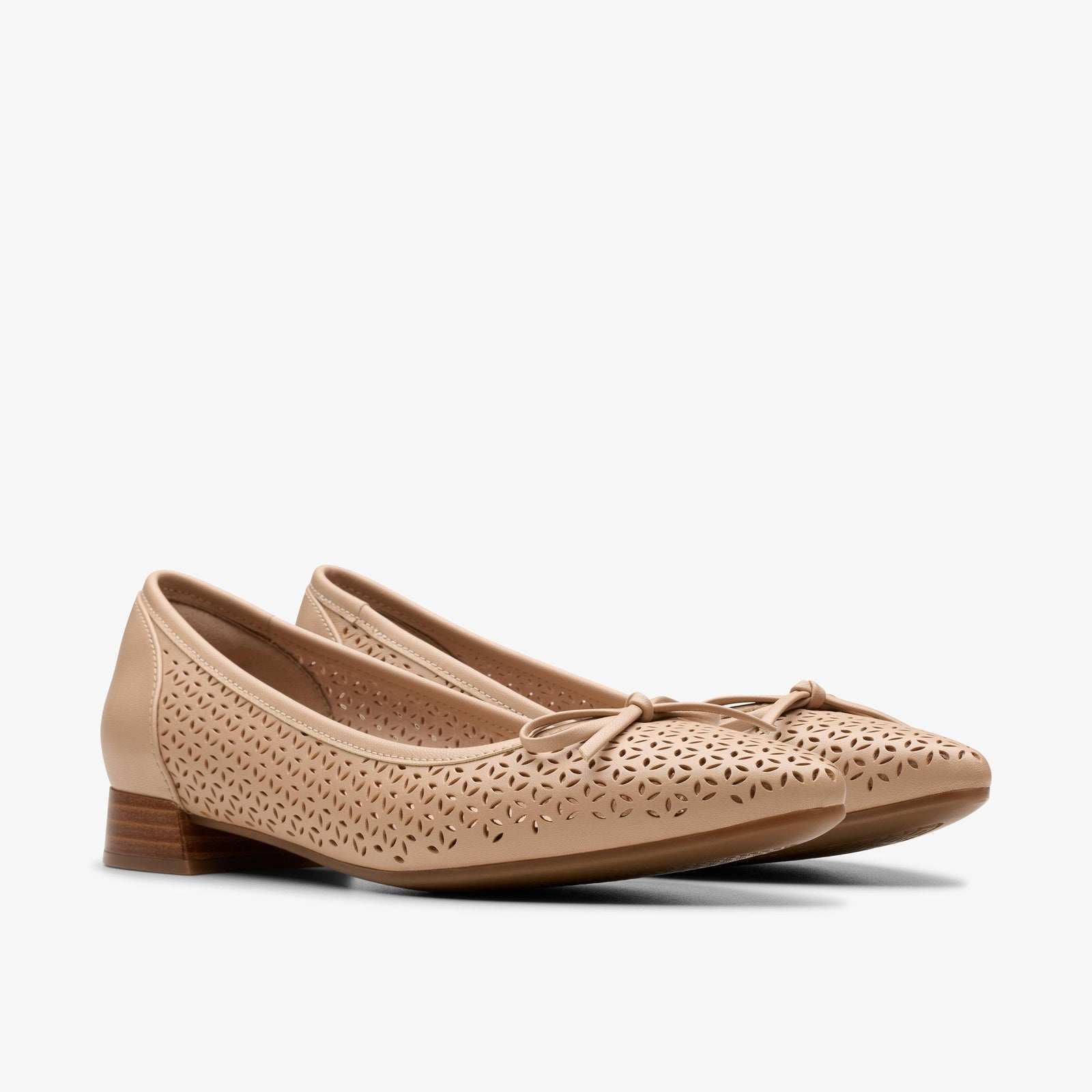 Clarks Women's Natalyn Step Beige Leather 26182035