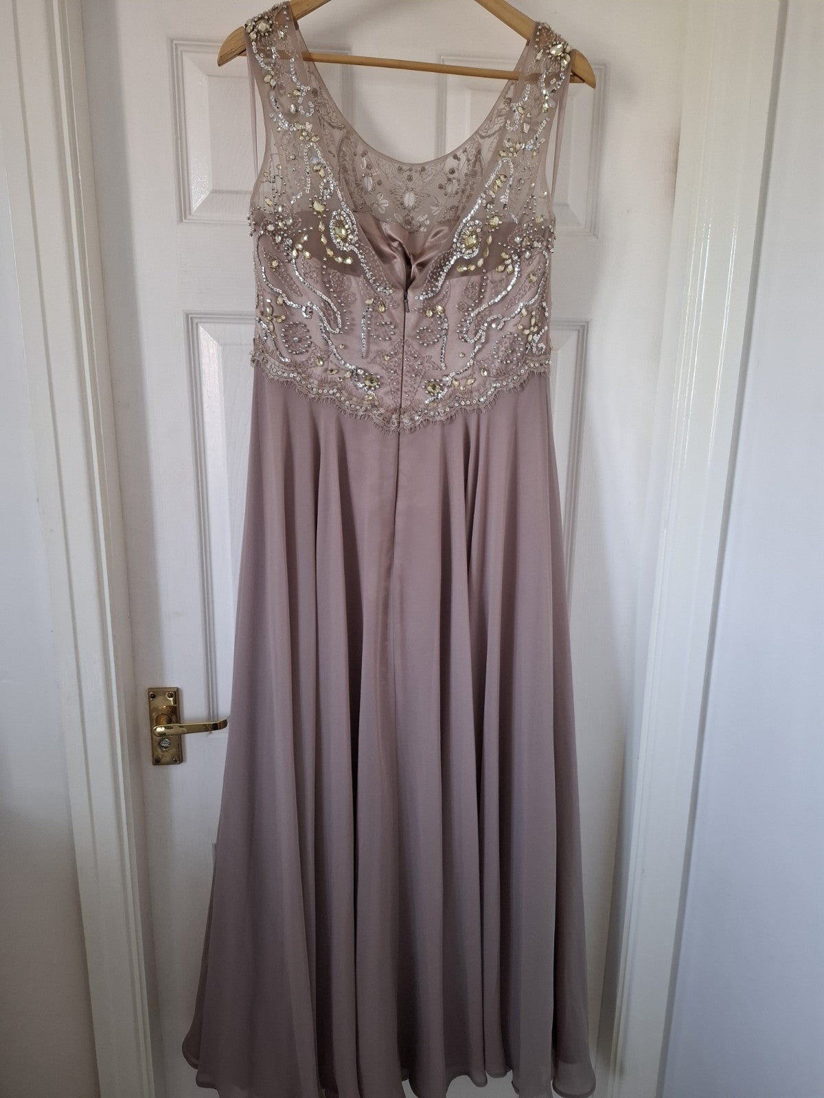 Stunning Manon embellished Nude Pink/Mushroom Evening Cruise Dress 16