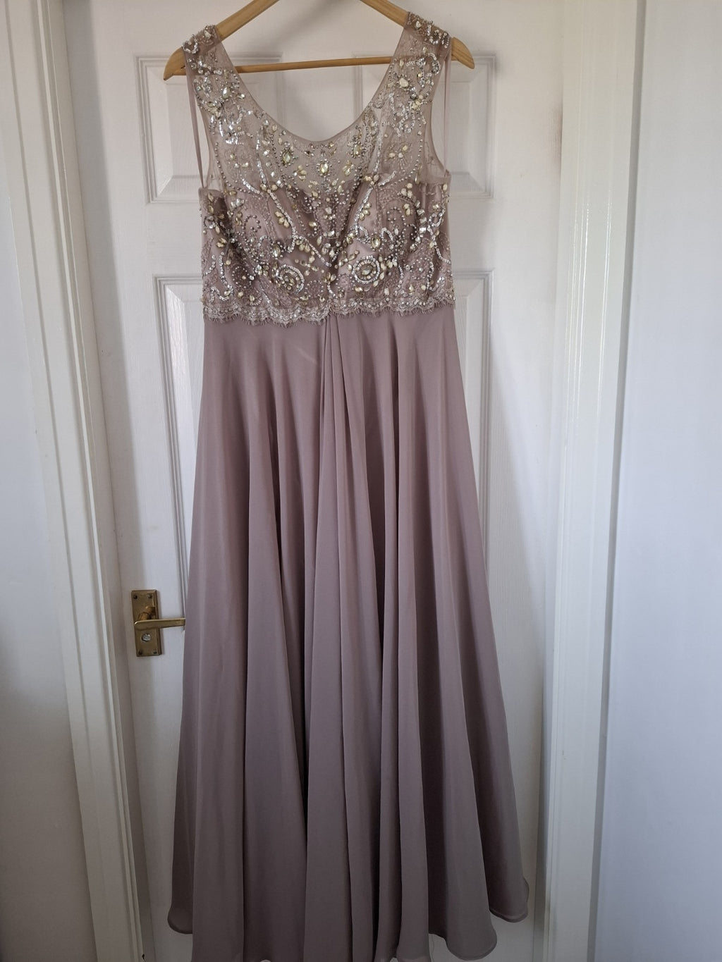 Stunning Manon embellished Nude Pink/Mushroom Evening Cruise Dress 16