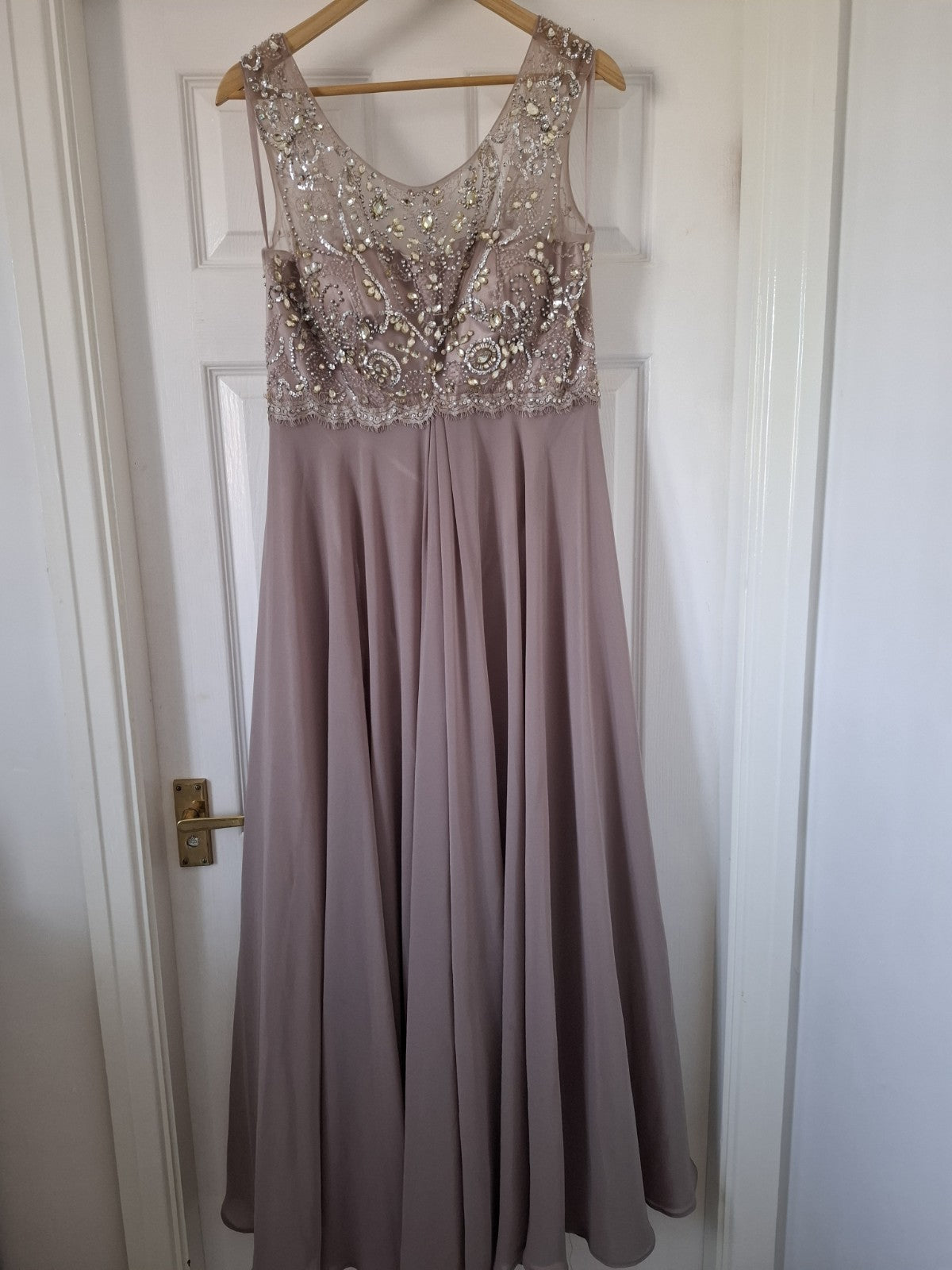 Stunning Manon embellished Nude Pink/Mushroom Evening Cruise Dress 16