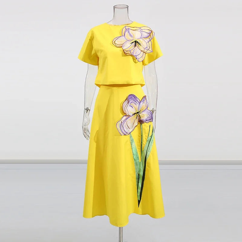 TWOTWINSTYLE Solid Two Piece Set for Women Round Neck Short Sleeves Split Top High Waist Skirt Elegant Sets Female Clothing