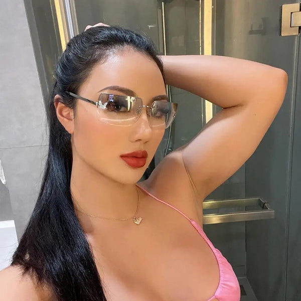 1Pc New Rhinestone Butterfly Sunglasses Y2K Women Retro Rimless Rectangle Sun Glasses Vintage Shades Travel Beach Eyewear