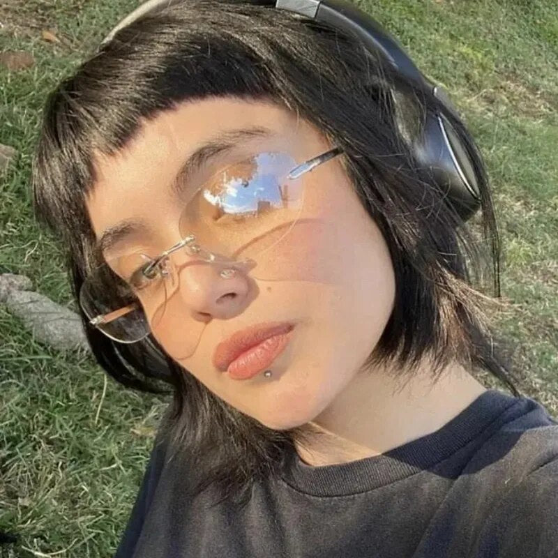 New Women Fashion Oval Rimless Sunglasses 2000'S Brand Designer Sun Glasses Y2k Wrap Around Transparent Eyewear Gradient Shades